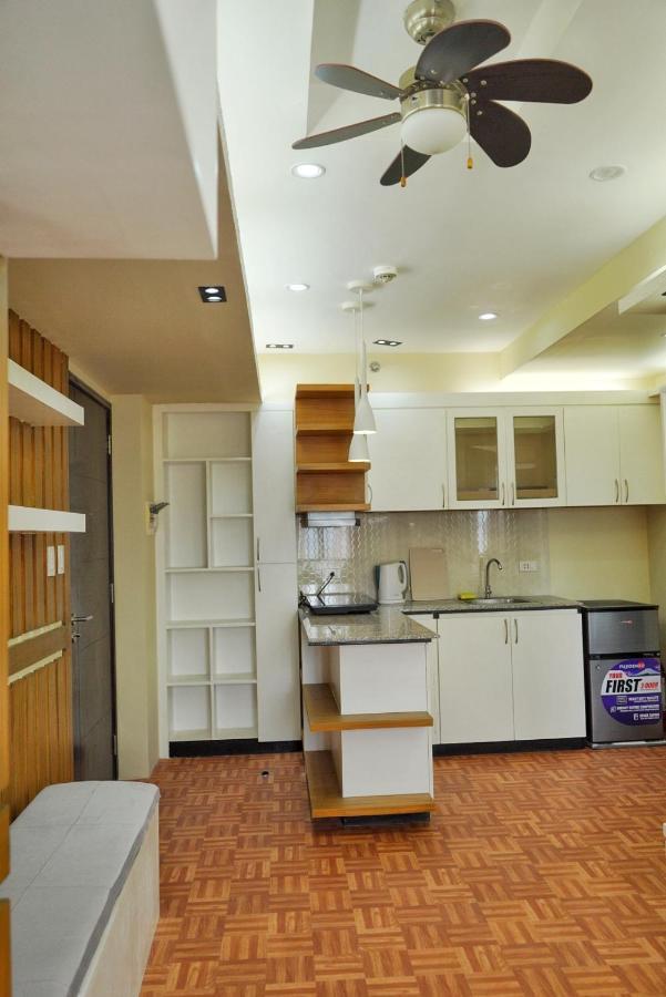 Topaz 1 Bedroom Suite Orochi Staycation Ph At Centrio Towers Кагаян-де-Оро Экстерьер фото
